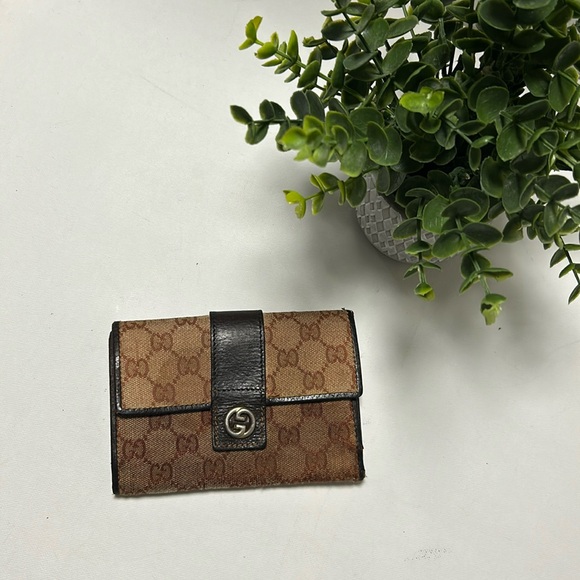 Vintage Gucci Wallet - Picture 3 of 17